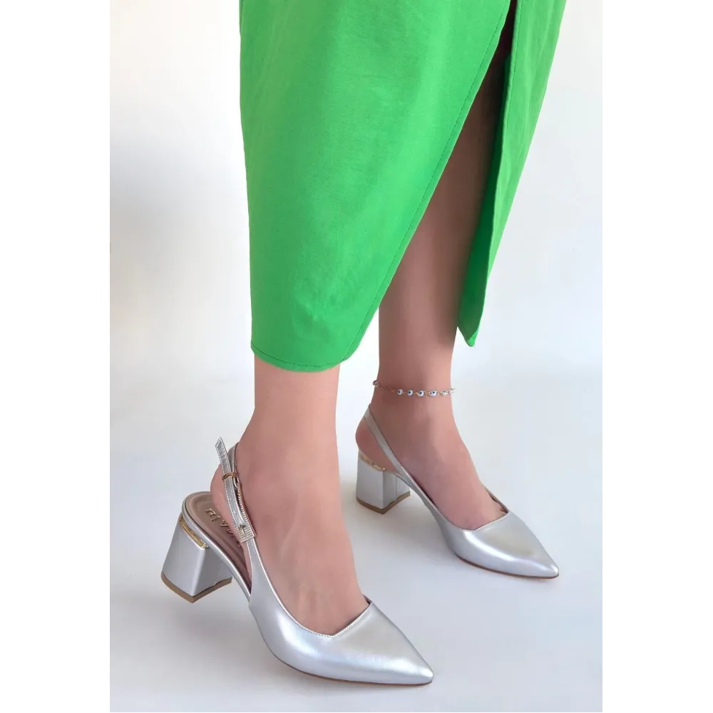 Buant Gümüş Cilt Topuklu Ayakkabı (Numara: 37)