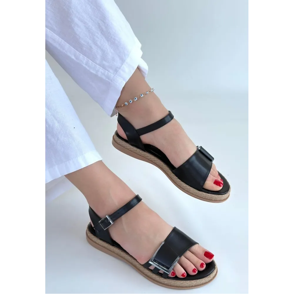 Andana Siyah Cilt Sandalet (Numara: 37)