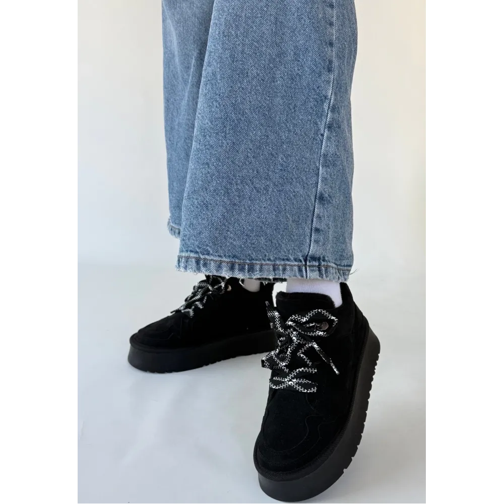 Muden Siyah Süet Bağcıklı Bot (Numara: 39)