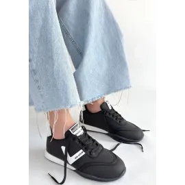 Jowen Siyah Cilt Beyaz Detaylı Bağcıklı Spor Ayakkabı (Numara: 38)