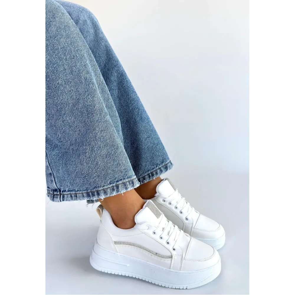 Natte Beyaz Cilt Bağcıklı Spor Ayakkabı (Numara: 37)