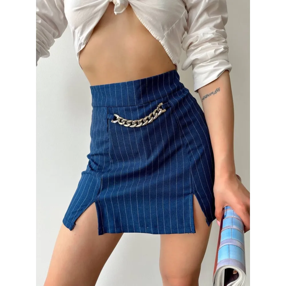 Zincir Detaylı Çizgili Şort Etek Lacivert (Beden: M)