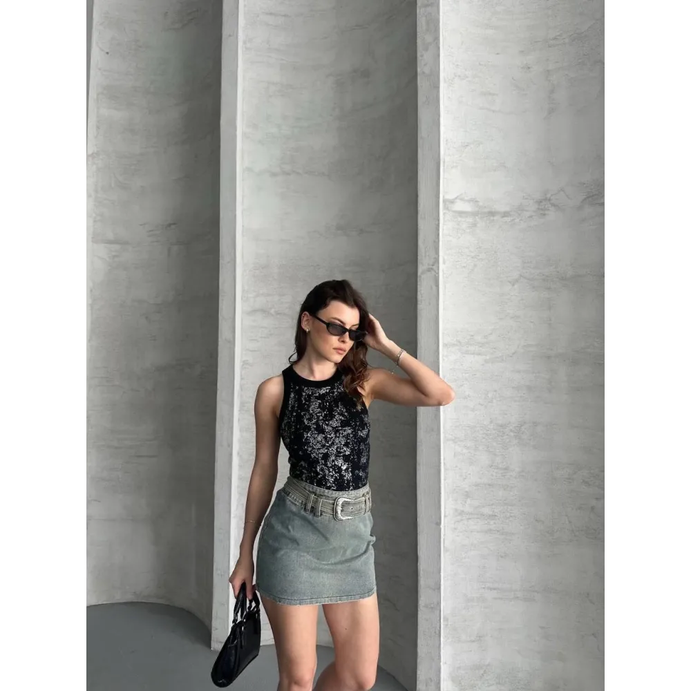 Varaklı Bluz Siyah (Beden: Standart)