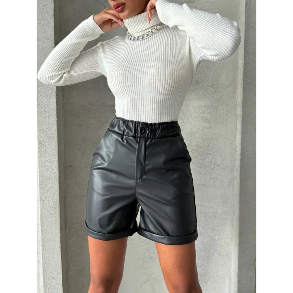 Beli Lastikli Duble Paça Deri Şort Siyah W24755 (Beden: M)