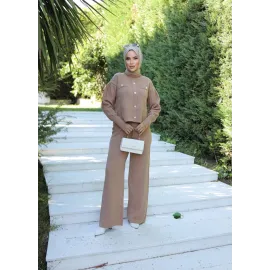 Taş Düğmeli İkili Triko Takım Vizon (Beden: Standart)