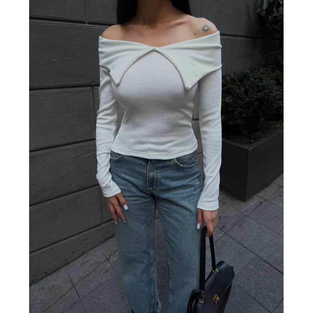 Kelebek Yaka Uzun Kol Bluz Beyaz (Beden: L)