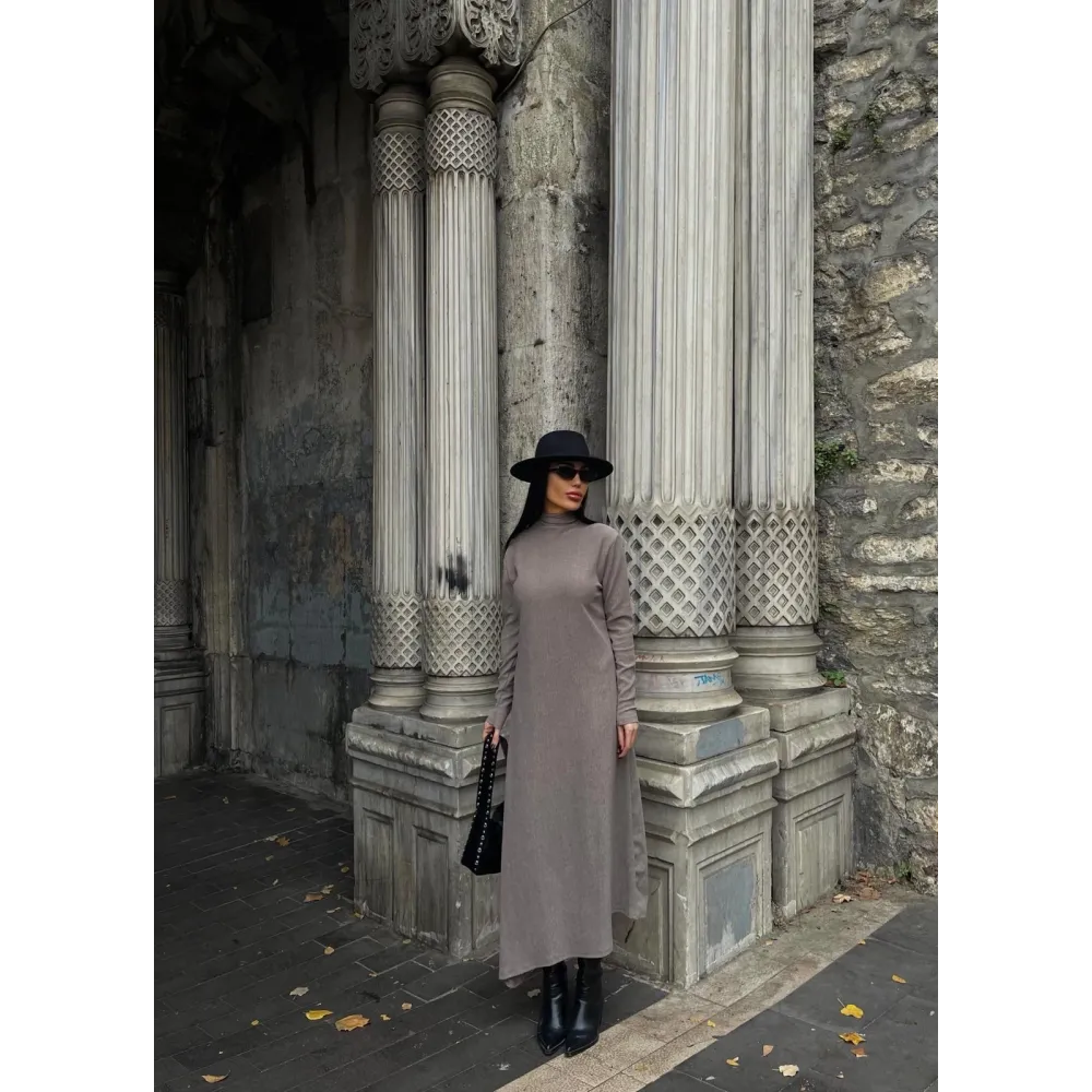 Boğazlı Kalın Bürümcük Uzun Elbise Vizon (Beden: S)