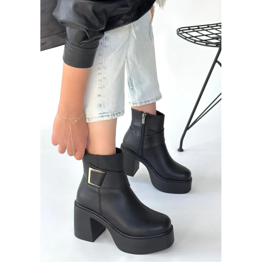 Lonji Siyah Cilt Topuklu Bot (Numara: 39)