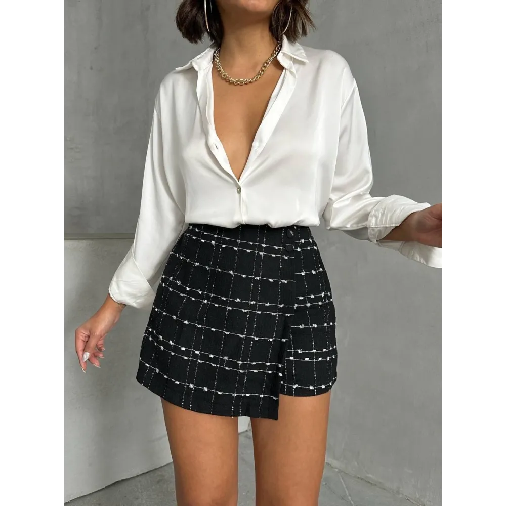 İki Düğmeli Ch Kumaş Şort Etek Siyah H26414 (Beden: Xl)