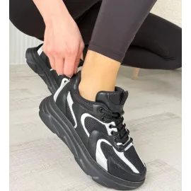 Cata Siyah Cilt Beyaz Detaylı Spor Ayakkabı (Numara: 39)