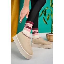 Foyk Bej Süet Bot (Numara: 38)