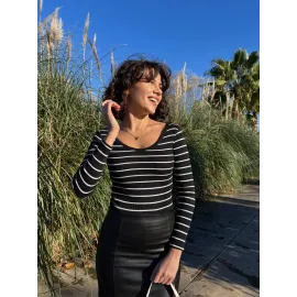V Yaka Çizgili Bluz Siyah A3699 (Beden: S)