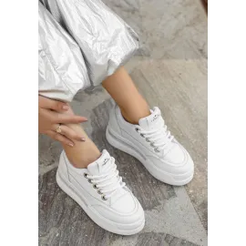 Lulu Beyaz Cilt Bağcıklı Spor Ayakkabı (Numara: 37)