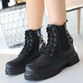 Harte Siyah Cilt Bağcıklı Bot (Numara: 37)