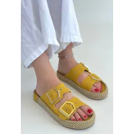 Loera Sarı Nubuk Çift Tokalı Terlik (Numara: 37)