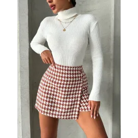 İki Düğmeli Kaz Ayağı Desen Ch Kumaş Şort Etek Bordobeyaz H26414 (Beden: M)