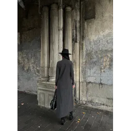 Boğazlı Kalın Bürümcük Uzun Elbise Siyah (Beden: S)