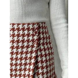 İki Düğmeli Kaz Ayağı Desen Ch Kumaş Şort Etek Bordobeyaz H26414 (Beden: M)