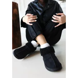 Abby Siyah Süet Bot (Numara: 38)
