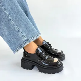 Kiya Siyah Rugan Dolgu Topuk Oxford Ayakkabı (Numara: 40)