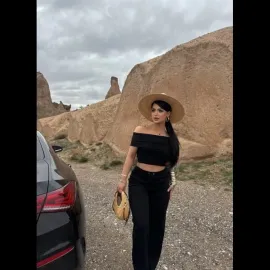 Madonna Yaka Bol Paça Pantolonlu Takım Siyah (Beden: S)