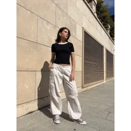 Yaka Kol Garnili Ön Parçalı Bluz Siyah (Beden: M)