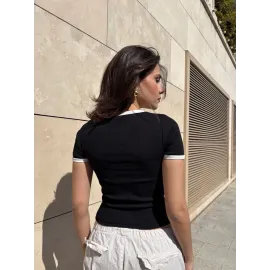 Yaka Kol Garnili Ön Parçalı Bluz Siyah (Beden: S)