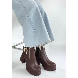 Pinma Kahverengi Cilt Topuklu Bot (Numara: 40)