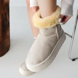 Sophia Bej Süet Bot (Numara: 37)