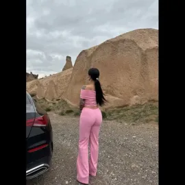 Madonna Yaka Bol Paça Pantolonlu Takım Pembe (Beden: L)