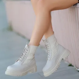 Utag Bej Cilt Bağcıklı Bot (Numara: 39)