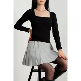 Çerçeve Yaka Kaşkorse Bluz Siyah (Beden: S)