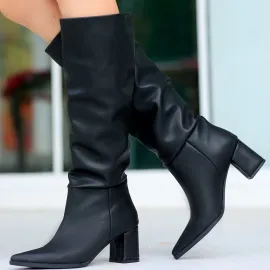 Roksa Siyah Cilt Topuklu Çizme (Numara: 39)