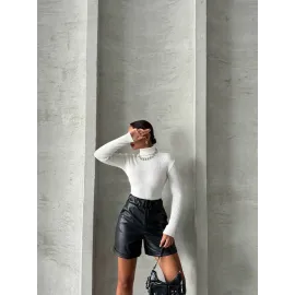 Beli Lastikli Duble Paça Deri Şort Siyah W24755 (Beden: M)