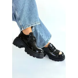 Kiya Siyah Rugan Dolgu Topuk Oxford Ayakkabı (Numara: 36)