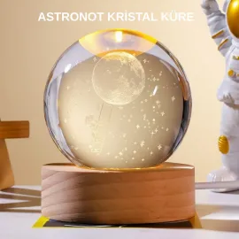 Ahşap Tabanlı 3D Astronot Küre Lamba Çocuk Odası ve Masa Üstü Dekor