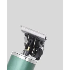 Profesyonel Şarjlı Tıraş Makinesi – 180 Dakika Kullanım, 2.5 Saat Hızlı Şarj, Evrensel Usb Şarj Girişli