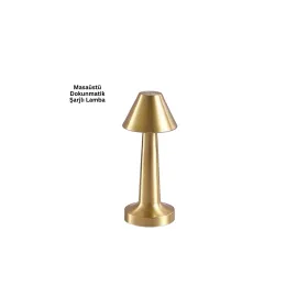 Üçgen Masa Lambasi