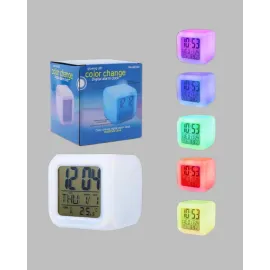 Termometre Ve Takvim Özellikli 7 Renk Değiştiren Küp Alarm Saati