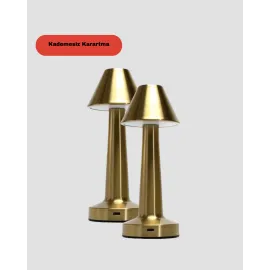 ÜÇGEN MASA LAMBASI